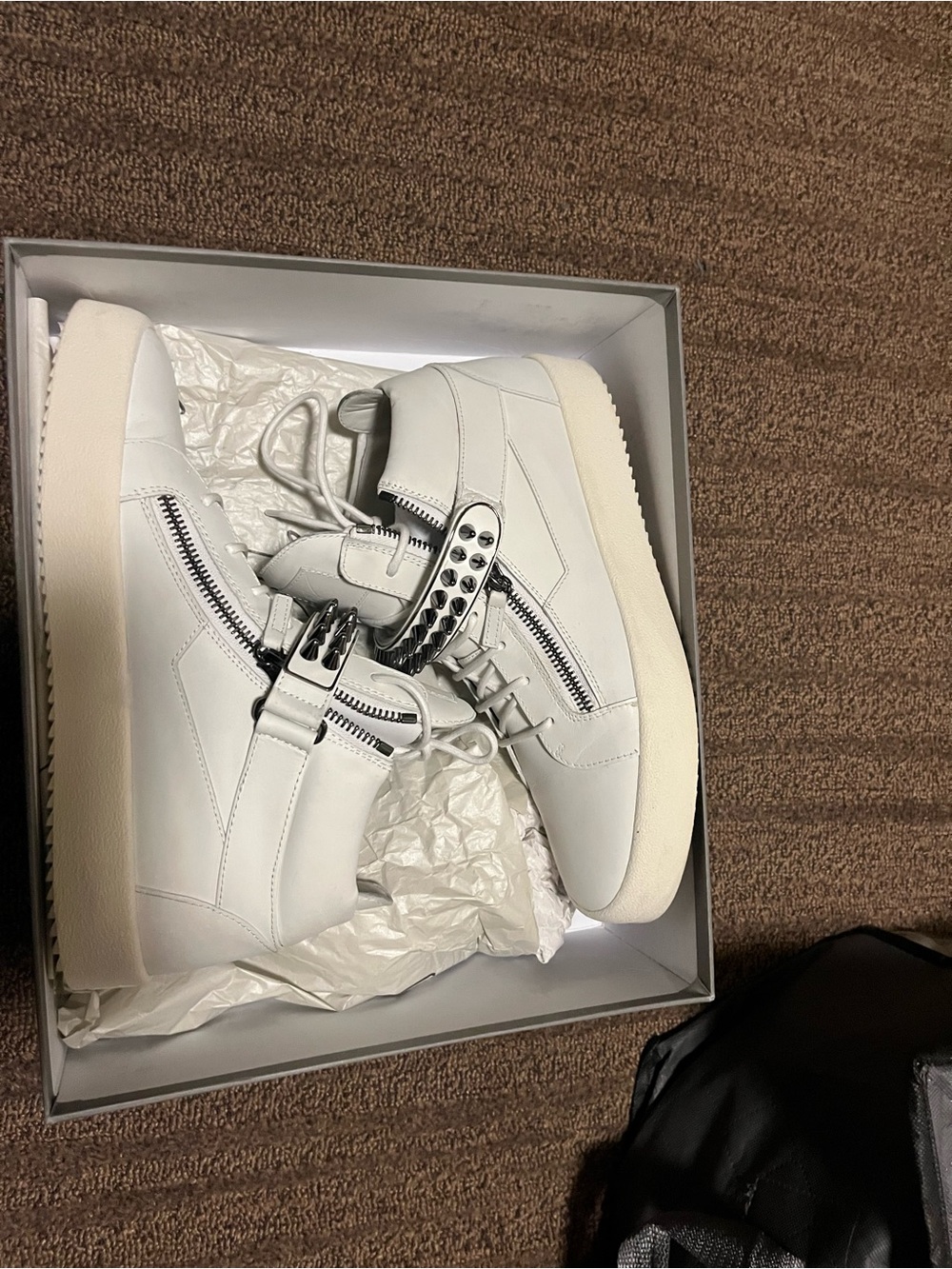 Giuseppe Zanotti Spiked White London